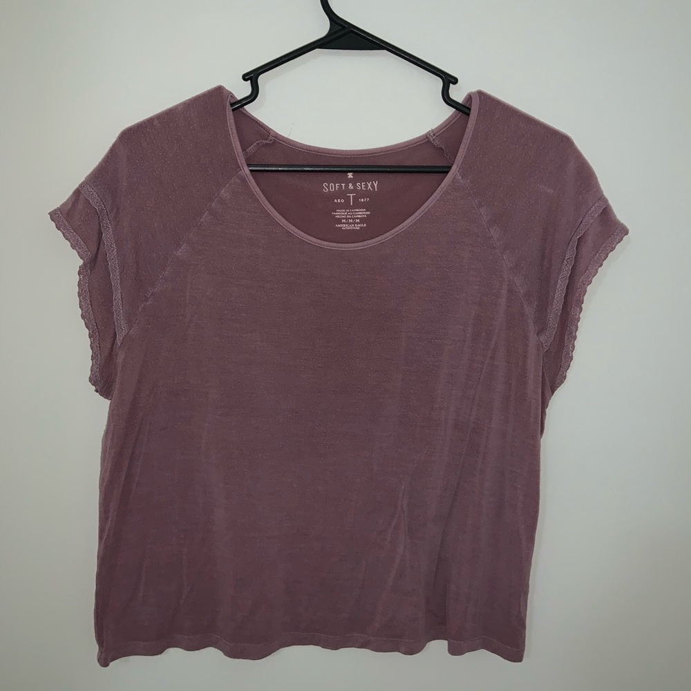 American Eagle cropped Tee